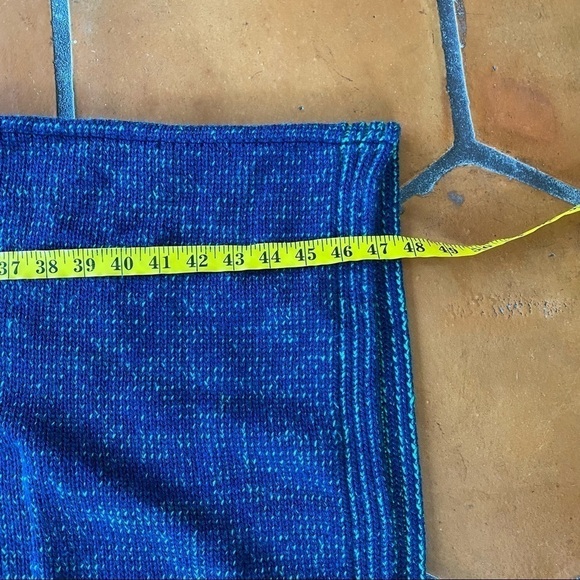 Emerson Street Peruvian Collection Notre Dame Cape - Picture 10 of 11